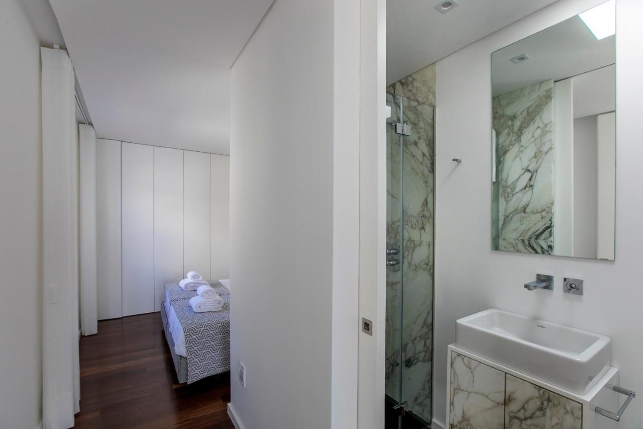 Lovelystay - Luxury 2Br Duplex Apartment In Foz ปอร์โต ภายนอก รูปภาพ